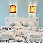 Seasky Smarthome-penthouse With Private Parking Apartament