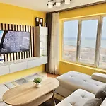 Seasky Smarthome-penthouse With Private Parking * Burgas City