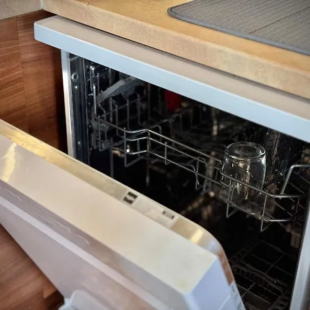 Seasky Smarthome-penthouse With Private Parking Apartman *