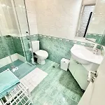 Seasky Smarthome-penthouse With Private Parking Апартамент