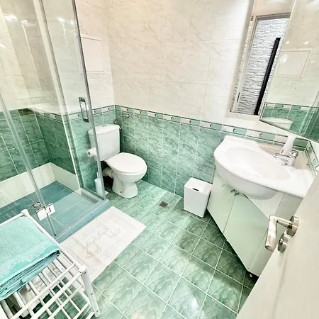 Seasky Smarthome-penthouse With Private Parking شقة